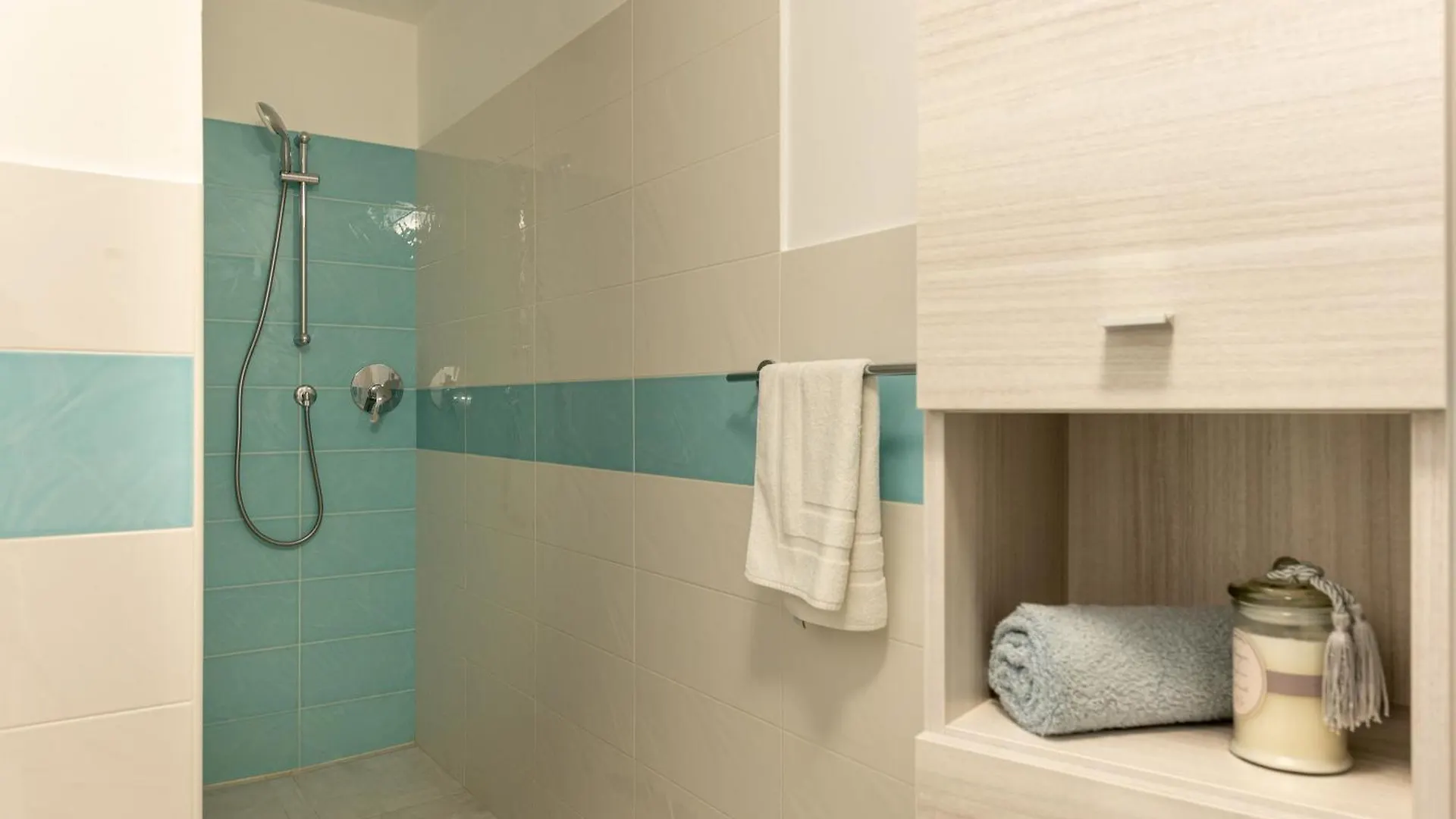Campi Alti Al Mare Apartments Фоллоника